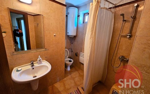 Home Furnished 1 Bed Apartment on Eagles Lodge -Home